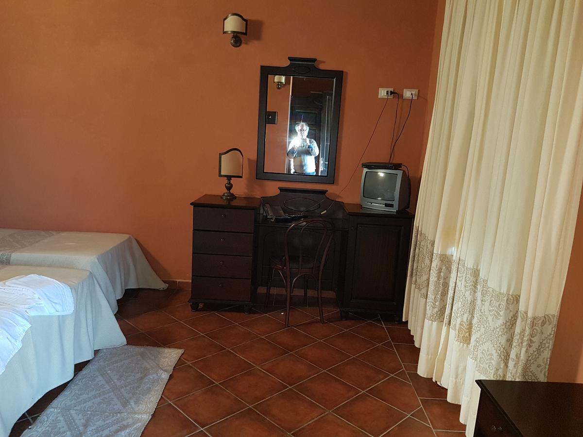 Hotel Sardus Pater Portixeddu Exteriér fotografie